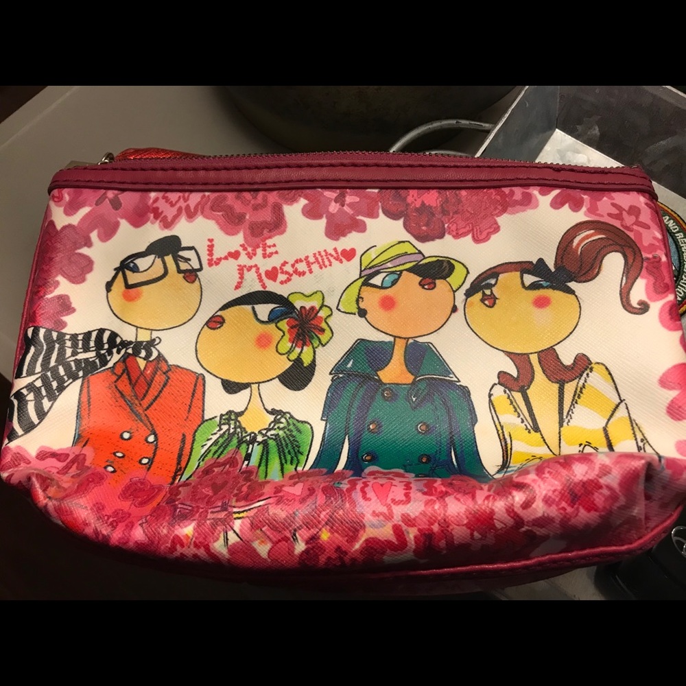 Amici Di Stile Love Moschino Make Up Bag